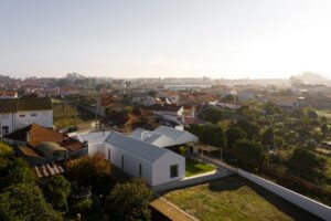 01-einfamilienhaus-portugal-numa-architects