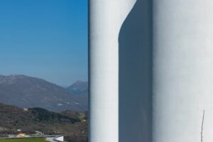 anta-maria-goretti-church-mormanno-italy-mario-cucinella-architects_dezeen_2364_col_11-scaled