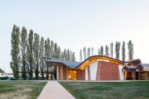 san-giacomo-apostolo-church-by-embt-ferrara-italy_dezeen_2364_col_hero