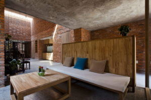 TERMITARY HOUSE by TROPICAL SPACE, Da Nang, Vietnam TERMITARY HOUSE by TROPICAL SPACE, Da Nang, Vietnam