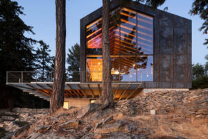 Shor House by Measured Architecture Inc., Mayne Island, Canada Shor House by Measured Architecture Inc., Mayne Island, Canada